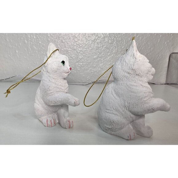 Twin White Cat Christmas Ornament Decoration - Picture 5 of 6